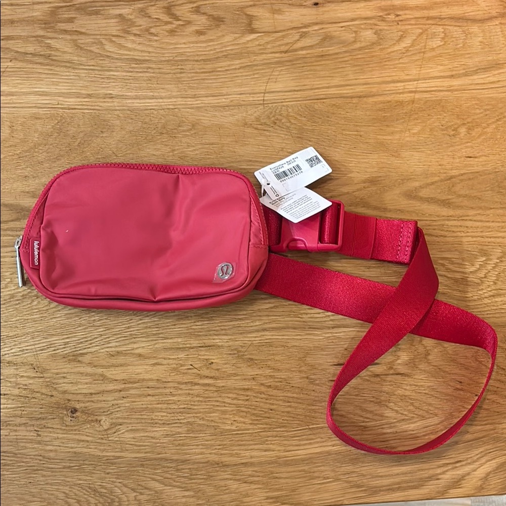 Lululemon Everywhere Pink Belt Bag